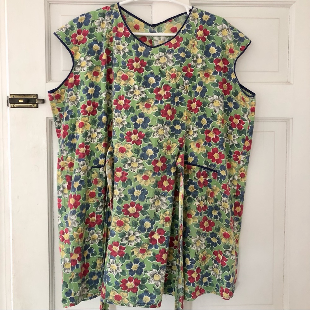 Vintage Floral Smock pockets Apron bow flowers green blue red yellow - Picture 5 of 10